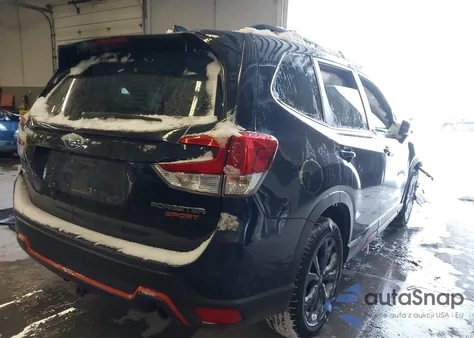 2021 Subaru Forester Sport z USA, uszkodzony, nr VIN JF2SKARCXMH474651